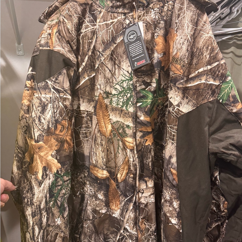 Rocky Camouflage Outdoor Jacket - Green and Brown